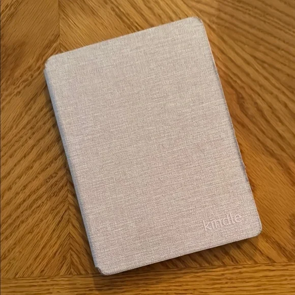 Kindle Paperwhite SE 6.8” display 32gig - Picture 6 of 15